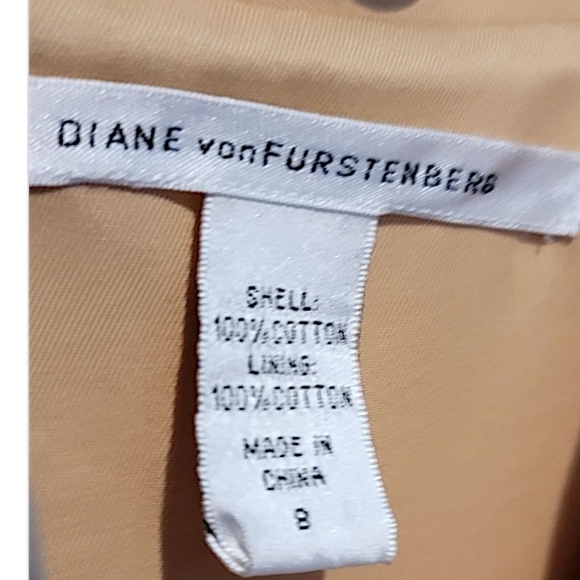 NEW *** DIANE VON FURSTENBERG, CAMEL,  TRENCH COAT. NWOT SIZE S - Picture 3 of 11